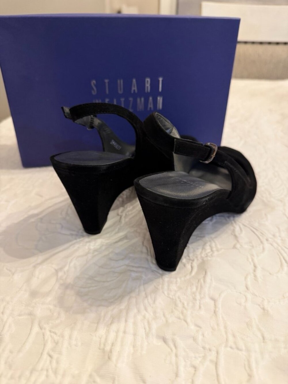 STUART WEITZMAN PEAKOSLING WEDGES BLACK SUEDE - Picture 7 of 8